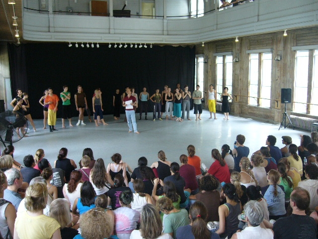 美國國際舞蹈節｜財團法人菁霖文化藝術基金會｜國藝會補助成果檔案庫